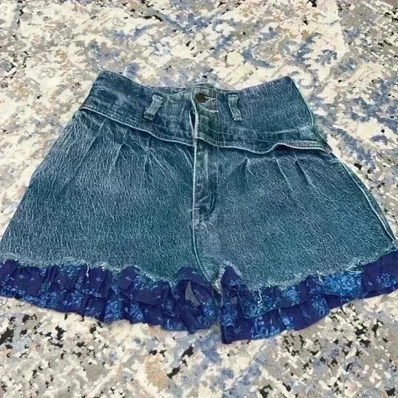 Vintage Traffic Jean Shorts - Picture 1 of 5